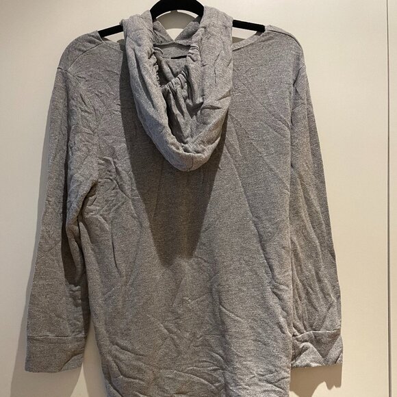 Monrow Hoodie in Grey - Picture 5 of 12